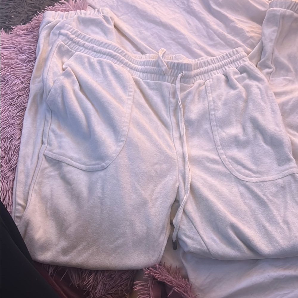 bearpaw sweats